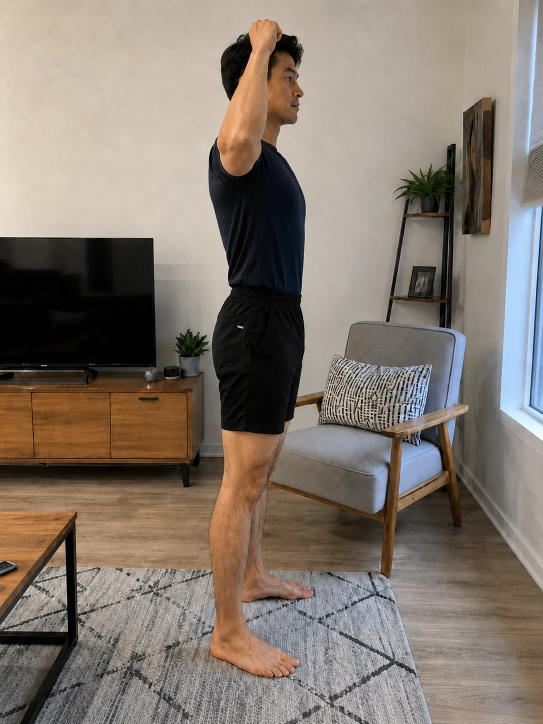 Side-facing pose reference
